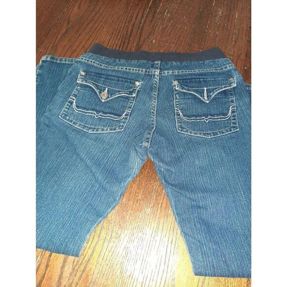 HOST PICK🥳 Small Maternity Kika Under Bump Mid Rise Denim Blue Jeans w/Pockets - Picture 5 of 6